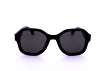 Vivienne Westwood VW5028 1