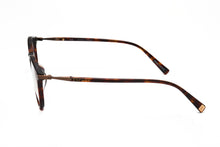 Escada VESA86F 3