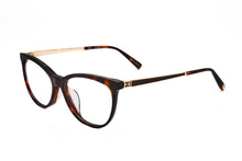 Escada VESA83F 5